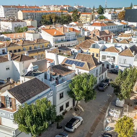 Casa Nautica, Town Center