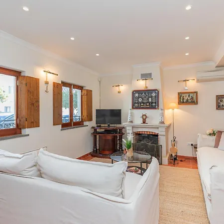 Casa Nautica, Town Center *