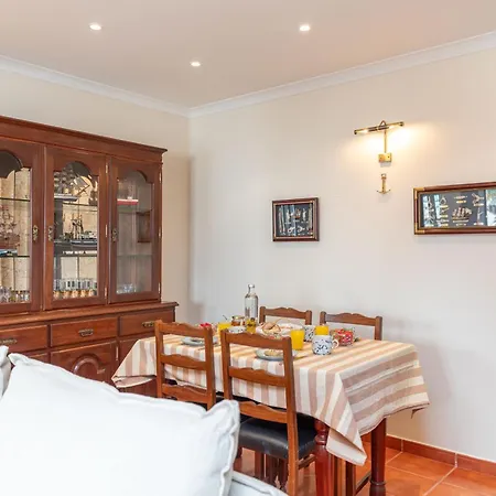 Casa Nautica, Town Center