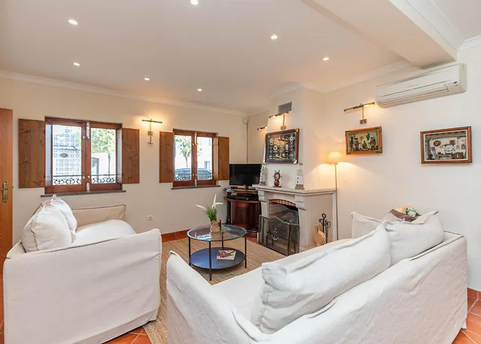 Casa Nautica, Town Center *