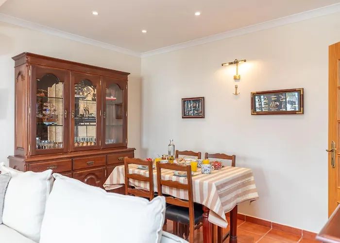 Casa Nautica, Town Center